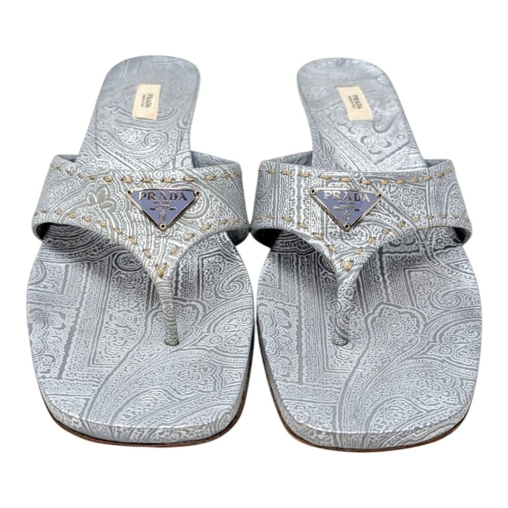 Vintage Prada Logo Kitten Heel Flip Flops Square Toe Sandal Mule Silver Blue 40 - Picture 3 of 13
